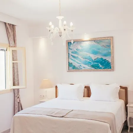 Oda ve Kahvaltı The White 4*