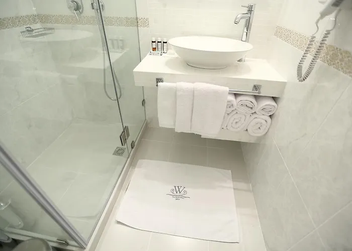 The White Oda ve Kahvaltı 4*