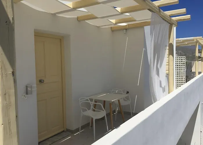 Oda ve Kahvaltı The White 4*