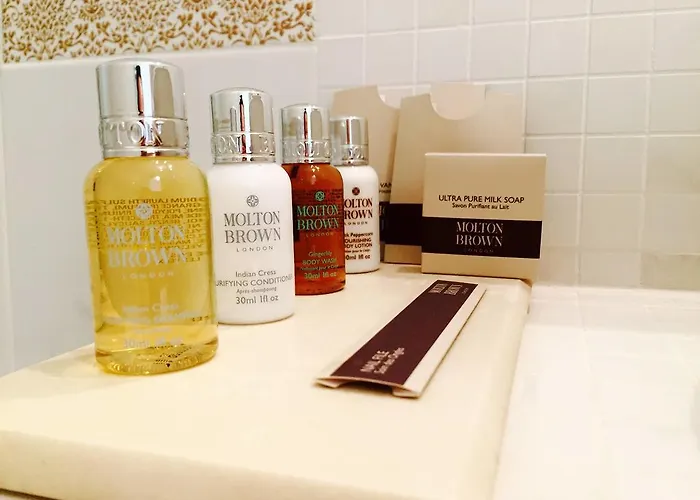 Oda ve Kahvaltı The White