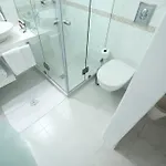 Bed and Breakfast The White 4*