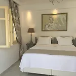 Bed & Breakfast The White 4*