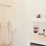 The White Bed and Breakfast