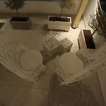 The White Αδάμας