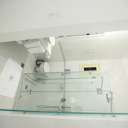 The White Bed & Breakfast