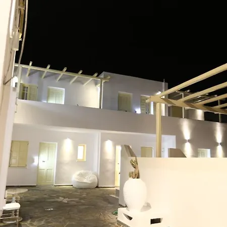 Bed & Breakfast The White 4*