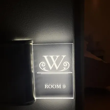 Bed & Breakfast The White 4*