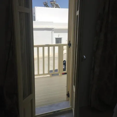 The White ベッド・アンド・ブレックファスト アダマス