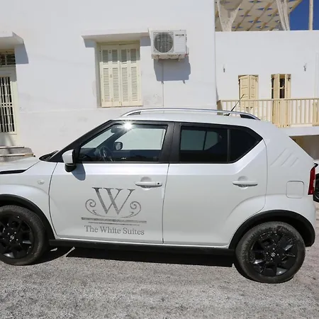 The White 4*