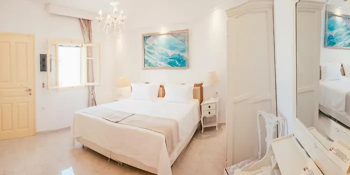 The White Адамас